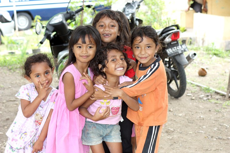 11_Local neighbourhood girls having fun (31 October 2011)_adjusted_029