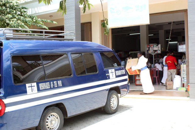 Buying supplies - 28 October 2011