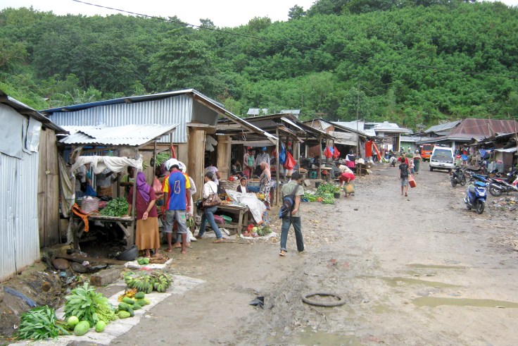 The maket place on a wet day (20 March 2012)_adjusted_009