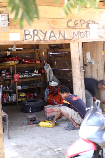 24_2147106782_047_cd