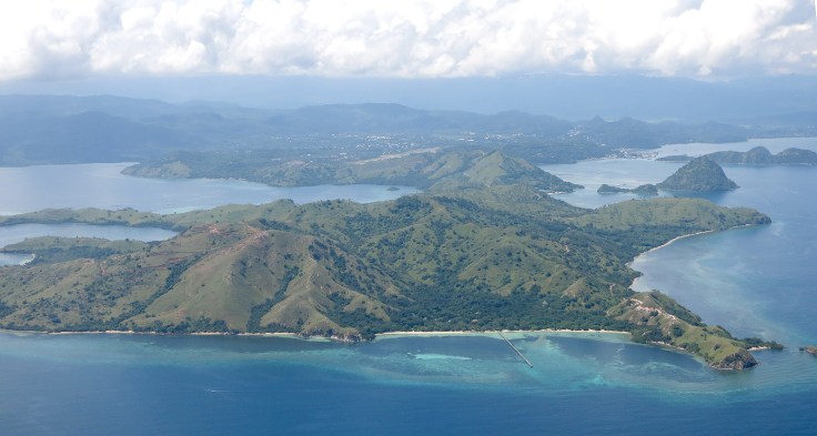 1. Flying into Labuan Bajo