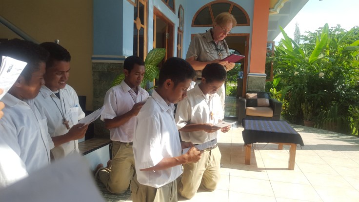 9. Fifth Station - Simon of Cyrene helps Jesus to carry His cross