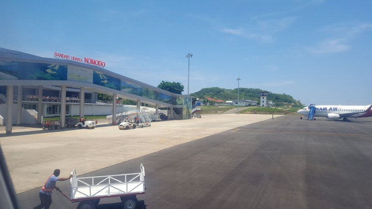13-labuan-bajos-komodo-airport