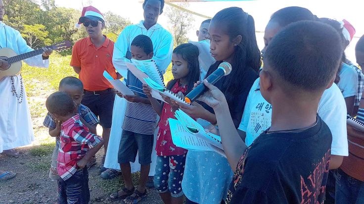 24 First, some Christmas carols.jpg