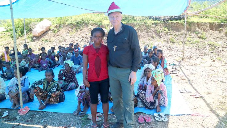 34-rebeca-in-remission-from-leprosy-with-santa