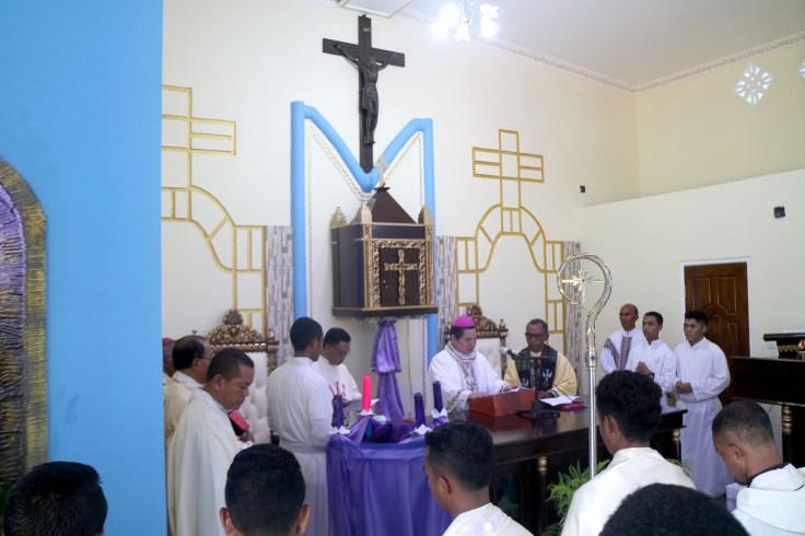 1_Mass offered for the new chapel